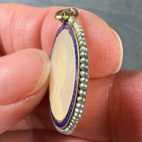 VIRGIN MARY MOTHER OF PEARL ENAMEL 18K YELLOW GOLD PEARL MEDAL PENDANT - ADDITIONAL PHOTO 6