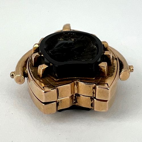 HORSESHOE ONYX HORSE CAMEO 18K ROSE GOLD PENDANT LOCKET - ADDITIONAL PHOTO 18