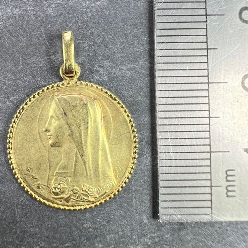 FRENCH DROPSY VIRGIN MARY 18K YELLOW GOLD MEDAL PENDANT - ADDITIONAL PHOTO 9
