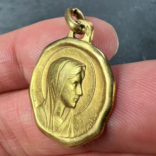 AUGIS GRUN FRENCH VIRGIN MARY 18K YELLOW GOLD CHARM PENDANT - ADDITIONAL PHOTO 12