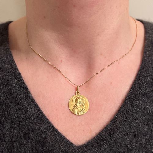FRENCH RUFFONY VIRGIN MARY VIRGO VIRGINUM 18K YELLOW GOLD MEDAL PENDANT - ADDITIONAL PHOTO 3