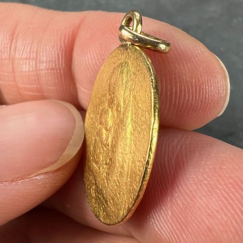 FRENCH OSCAR ROTY MADONNA AND CHILD 22K YELLOW GOLD CHARM PENDANT - ADDITIONAL PHOTO 6