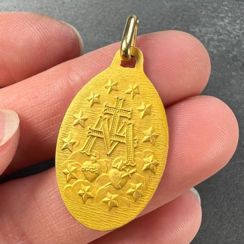 FRENCH AUGIS VIRGIN MARY MIRACULOUS MEDAL 18K YELLOW GOLD CHARM PENDANT - ADDITIONAL PHOTO 7