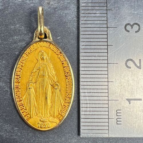 FRENCH AUGIS VIRGIN MARY MIRACULOUS MEDAL 18K YELLOW GOLD CHARM PENDANT - ADDITIONAL PHOTO 8