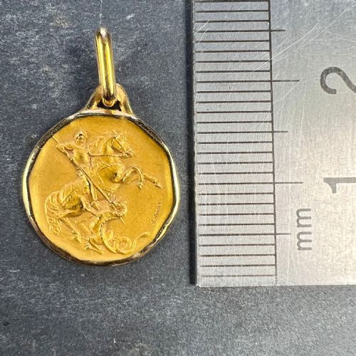 FRENCH AUGIS SAINT GEORGE AND THE DRAGON 18K YELLOW GOLD CHARM PENDANT - ADDITIONAL PHOTO 8