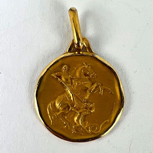 FRENCH AUGIS SAINT GEORGE AND THE DRAGON 18K YELLOW GOLD CHARM PENDANT - ADDITIONAL PHOTO 10