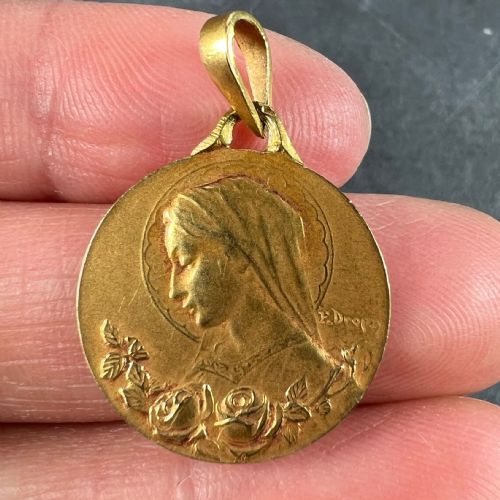 FRENCH DROPSY VIRGIN MARY 18K YELLOW GOLD MEDAL CHARM PENDANT - ADDITIONAL PHOTO 4
