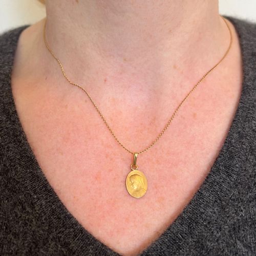 FRENCH EMILE DROPSY VIRGIN MARY 18K YELLOW GOLD MEDAL PENDANT CHARM - ADDITIONAL PHOTO 3