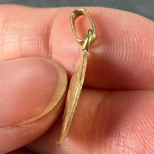 FRENCH EMILE DROPSY VIRGIN MARY 18K YELLOW GOLD MEDAL PENDANT CHARM - ADDITIONAL PHOTO 7