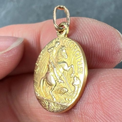 FRENCH ST GEORGE AND THE DRAGON 18K YELLOW GOLD MEDAL PENDANT - ADDITIONAL PHOTO 5