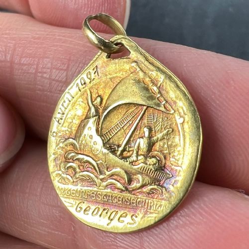 FRENCH RASUMNY ST GEORGE TEMPESTATE SECURITAS 18K YELLOW GOLD MEDAL PENDANT - ADDITIONAL PHOTO 8