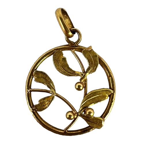 French Mistletoe Leaves and Berries Love 18k Yellow Gold Charm Pendant