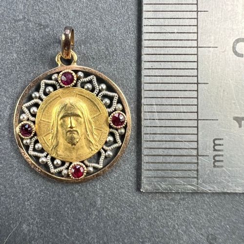 FRENCH VERNON JESUS CHRIST 18K YELLOW GOLD RUBY CHARM MEDAL PENDANT - ADDITIONAL PHOTO 10