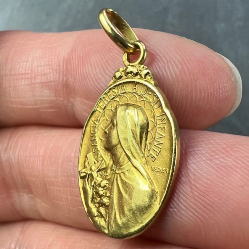 FRENCH BECKER 18K YELLOW GOLD ST THERESE CHARM MEDAL PENDANT - ADDITIONAL PHOTO 7