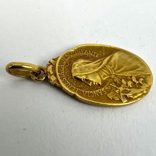 FRENCH BECKER 18K YELLOW GOLD ST THERESE CHARM MEDAL PENDANT - ADDITIONAL PHOTO 13