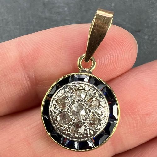 FRENCH SAPPHIRE DIAMOND 18K YELLOW GOLD TARGET CHARM PENDANT - ADDITIONAL PHOTO 4