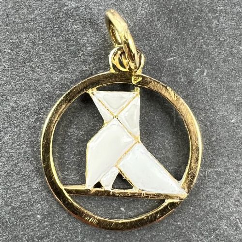 FRENCH ART DECO WHITE ORIGAMI BIRD 18K YELLOW GOLD ENAMEL CHARM PENDANT - ADDITIONAL PHOTO 1