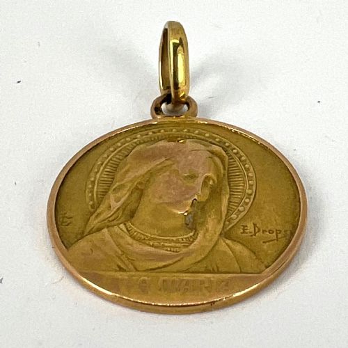 FRENCH DROPSY VIRGIN MARY AVE MARIA 18K YELLOW GOLD CHARM PENDANT - ADDITIONAL PHOTO 12