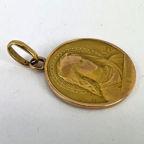 FRENCH DROPSY VIRGIN MARY AVE MARIA 18K YELLOW GOLD CHARM PENDANT - ADDITIONAL PHOTO 13