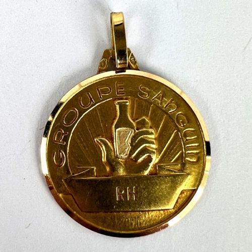 FRENCH BLOOD GROUP TYPE MEDICAL 18K YELLOW GOLD CHARM MEDAL PENDANT - ADDITIONAL PHOTO 10