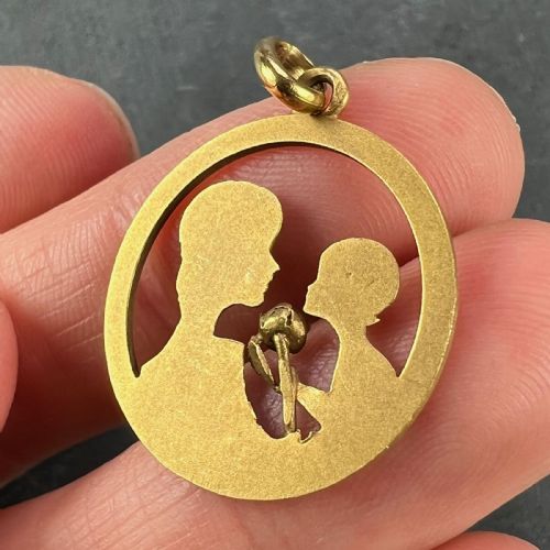 FRENCH 18K YELLOW GOLD MOTHER AND CHILD ROSE MEDAL PENDANT - ADDITIONAL PHOTO 7