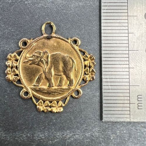 FRENCH GOOD LUCK ELEPHANT FOUR LEAF CLOVER 18K YELLOW GOLD LUCKY CHARM PENDANT - ADDITIONAL PHOTO 9