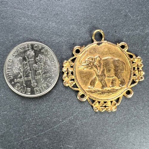 FRENCH GOOD LUCK ELEPHANT FOUR LEAF CLOVER 18K YELLOW GOLD LUCKY CHARM PENDANT - ADDITIONAL PHOTO 10
