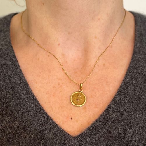 AUGIS FRENCH PLUS HIER RUBY DIAMOND 18K YELLOW GOLD LOVE CHARM PENDANT - ADDITIONAL PHOTO 3