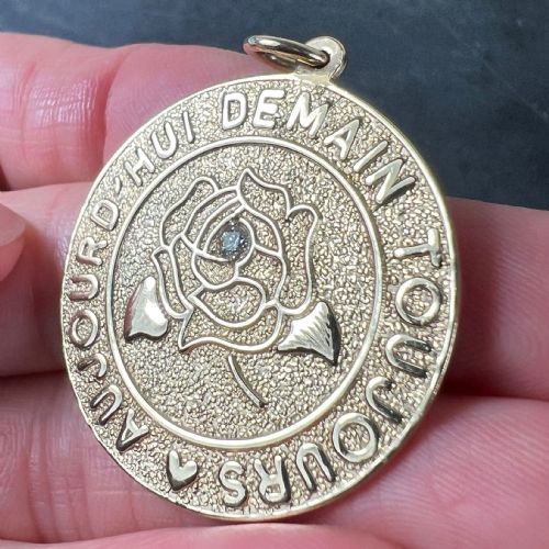 MERRIN TODAY TOMORROW ALWAYS DIAMOND ROSE 14K YELLOW GOLD LOVE PENDANT - ADDITIONAL PHOTO 5