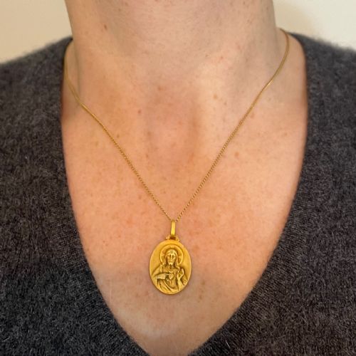 PERRIAT FRENCH SACRED HEART MADONNA AND CHILD 18K YELLOW GOLD MEDAL PENDANT - ADDITIONAL PHOTO 3