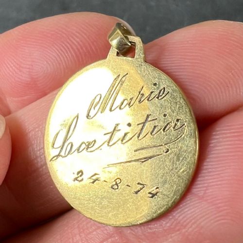 FRENCH DROPSY VIRGIN MARY 18K YELLOW GOLD RELIGIOUS MEDAL PENDANT - ADDITIONAL PHOTO 7