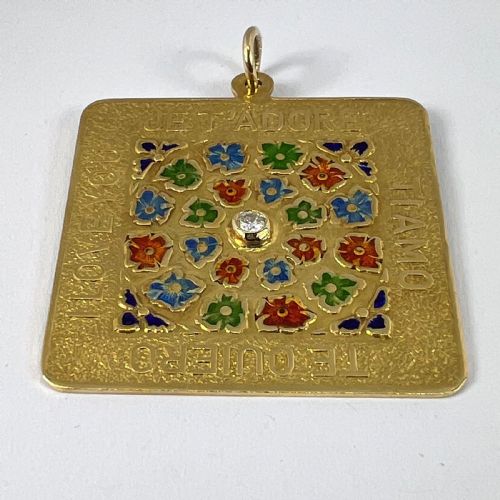 MERRIN I LOVE YOU DIAMOND ENAMEL FLOWERS 18K YELLOW GOLD LOVE CHARM PENDANT - ADDITIONAL PHOTO 12