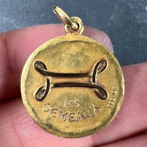 BECKER FRENCH ZODIAC GEMINI STARSIGN 18K YELLOW GOLD CHARM PENDANT - ADDITIONAL PHOTO 4