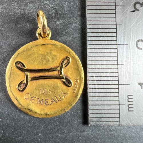 BECKER FRENCH ZODIAC GEMINI STARSIGN 18K YELLOW GOLD CHARM PENDANT - ADDITIONAL PHOTO 8