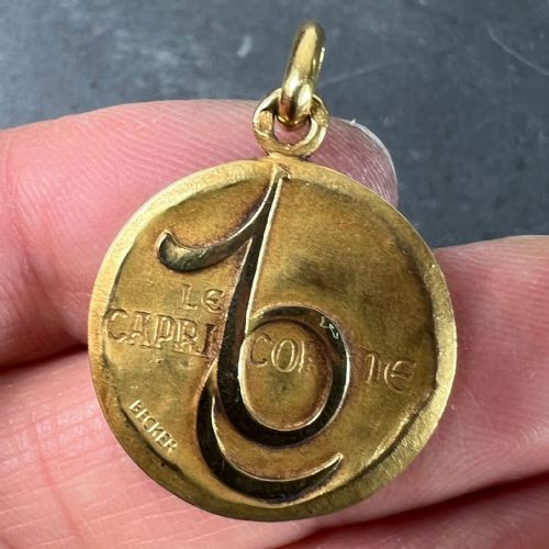 BECKER FRENCH ZODIAC CAPRICORN STARSIGN 18K YELLOW GOLD CHARM PENDANT - ADDITIONAL PHOTO 4
