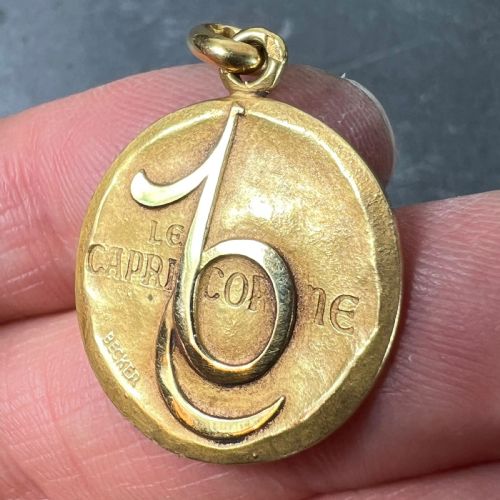 BECKER FRENCH ZODIAC CAPRICORN STARSIGN 18K YELLOW GOLD CHARM PENDANT - ADDITIONAL PHOTO 5