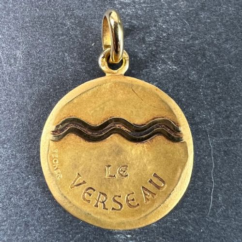 BECKER FRENCH ZODIAC AQUARIUS STARSIGN 18K YELLOW GOLD CHARM PENDANT - ADDITIONAL PHOTO 1