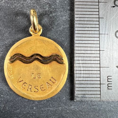 BECKER FRENCH ZODIAC AQUARIUS STARSIGN 18K YELLOW GOLD CHARM PENDANT - ADDITIONAL PHOTO 8