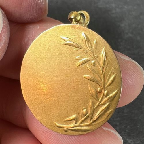 FRENCH DROPSY JESUS CHRIST CROWN OF THORNS 18K YELLOW GOLD MEDAL PENDANT - ADDITIONAL PHOTO 6