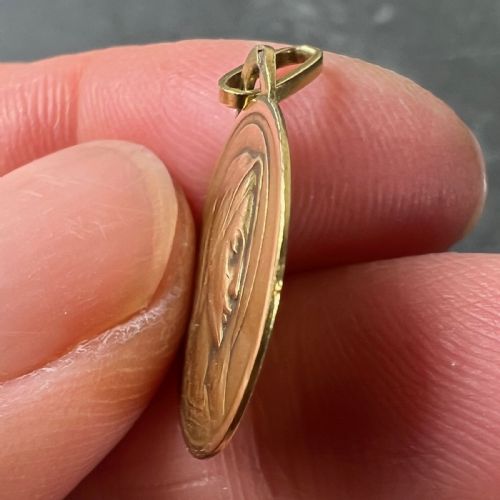 FRENCH DROPSY VIRGIN MARY 18K YELLOW GOLD MEDAL CHARM PENDANT - ADDITIONAL PHOTO 7