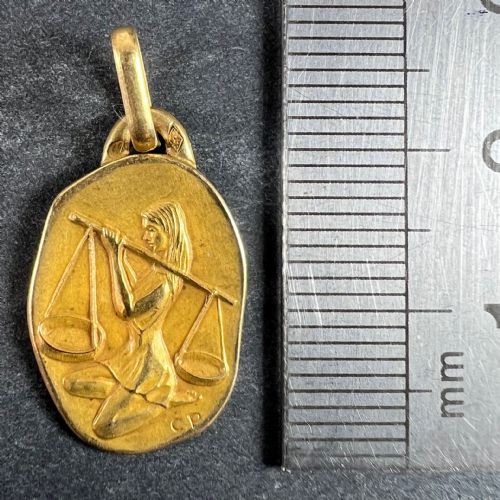 VINTAGE FRENCH PERROUD LIBRA ZODIAC 18K YELLOW GOLD MEDAL PENDANT - ADDITIONAL PHOTO 8