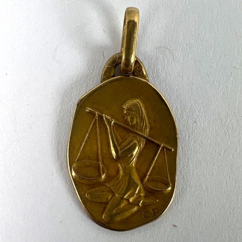 VINTAGE FRENCH PERROUD LIBRA ZODIAC 18K YELLOW GOLD MEDAL PENDANT - ADDITIONAL PHOTO 10