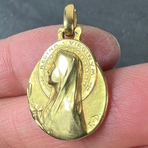 FRENCH EMILE DROPSY VIRGIN MARY 18K YELLOW GOLD MEDAL PENDANT - ADDITIONAL PHOTO 6