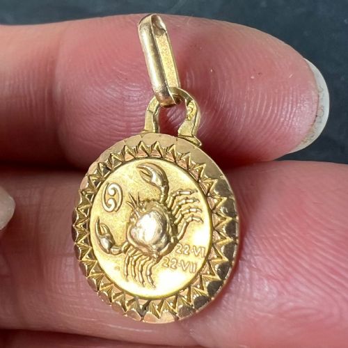 FRENCH CANCER ZODIAC STARSIGN 18K YELLOW GOLD PERROUD CHARM PENDANT - ADDITIONAL PHOTO 6
