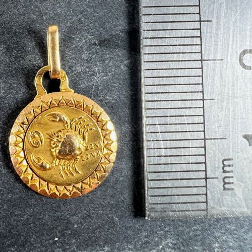 FRENCH CANCER ZODIAC STARSIGN 18K YELLOW GOLD PERROUD CHARM PENDANT - ADDITIONAL PHOTO 9