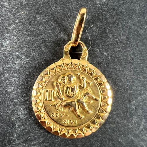 FRENCH GEMINI ZODIAC STARSIGN 18K YELLOW GOLD PERROUD CHARM PENDANT - ADDITIONAL PHOTO 1