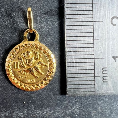 FRENCH GEMINI ZODIAC STARSIGN 18K YELLOW GOLD PERROUD CHARM PENDANT - ADDITIONAL PHOTO 10