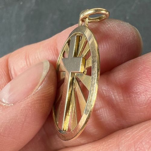 VINTAGE FRENCH 18K YELLOW GOLD CROSS RADIATING SUNBURST MEDAL PENDANT - ADDITIONAL PHOTO 4