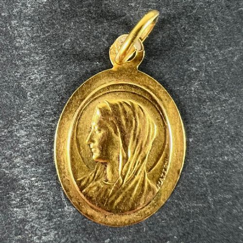 FRENCH MAZZONI 18K YELLOW GOLD VIRGIN MARY OVAL MEDAL PENDANT - ADDITIONAL PHOTO 1