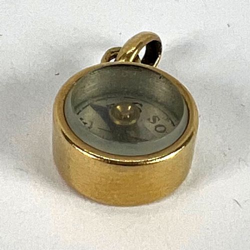 VINTAGE FRENCH 18K YELLOW GOLD COMPASS CHARM PENDANT - ADDITIONAL PHOTO 12